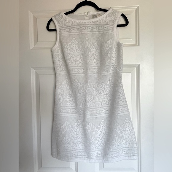 EUC Leon Max Limited Edition White Lace Dress - Picture 1 of 7